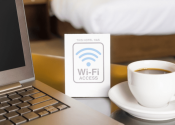 OCCHIO AD UTILIZZARE LA WI-FI IN ALBERGO
