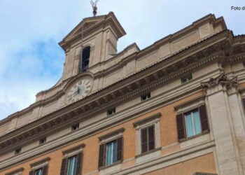 ANCHE QUESTA È POLITICA