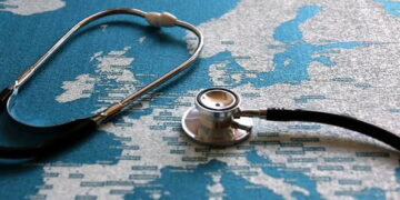 ALTRE VOCI, PIANO PIANO, STAN CRESCENDO DA LONTANO… E GLI STATI STANNO A GUARDARE